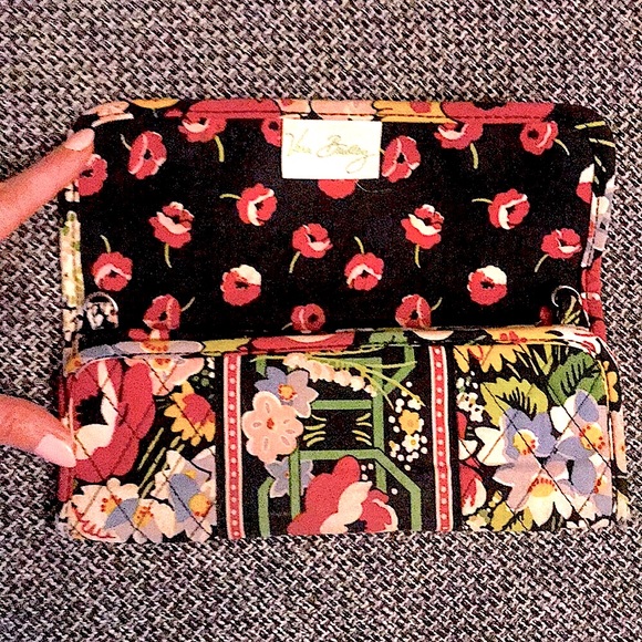 Vera Bradley Crossbody Clutch Wallet Bag - Picture 1 of 11